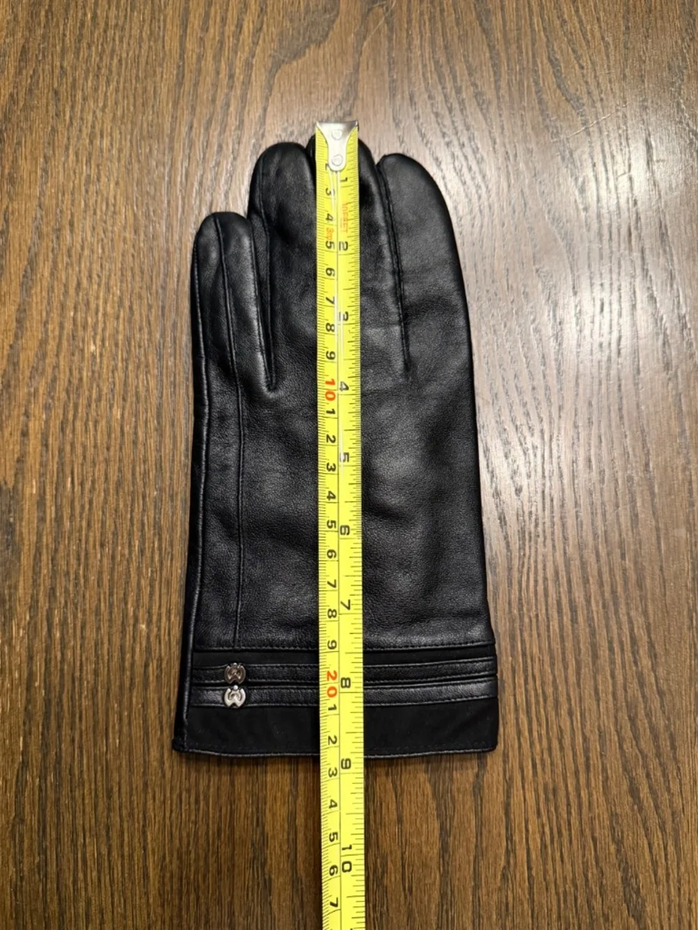 NWOT Mila Schön Black Leather Gloves - Size M